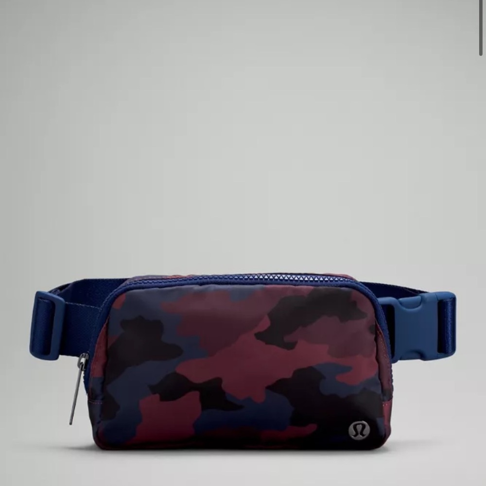 Lululemon Midnight Blue Pouch